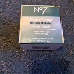 No7 Future Renew Damage Reversal Night Cream